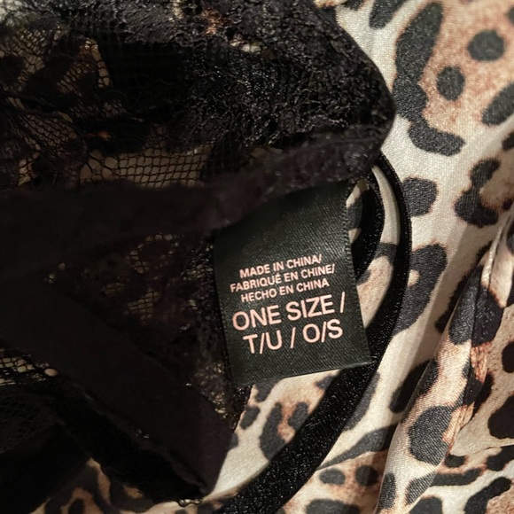 Victoria’s Secret Vintage NWOT 🎉HP x2🎉 babydoll size Large- animal print - Picture 8 of 8